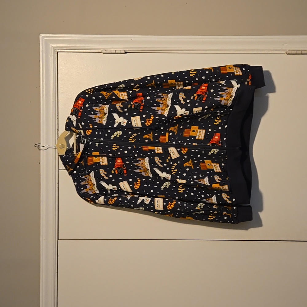 Zippered hoodie
